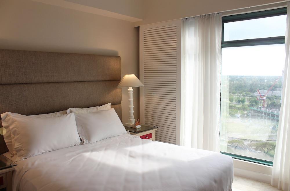 Vivere Hotel And Resorts Muntinlupa City Ngoại thất bức ảnh