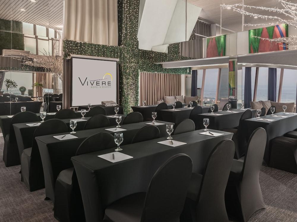 Vivere Hotel And Resorts Muntinlupa City Ngoại thất bức ảnh