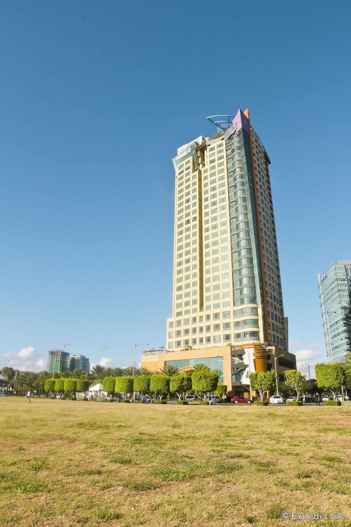 Vivere Hotel And Resorts Muntinlupa City Ngoại thất bức ảnh