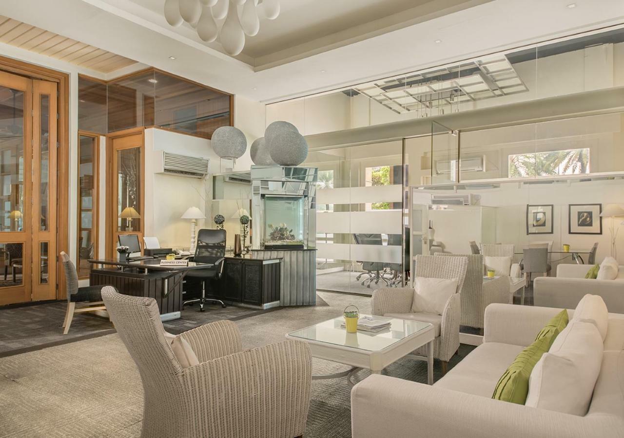 Vivere Hotel And Resorts Muntinlupa City Ngoại thất bức ảnh