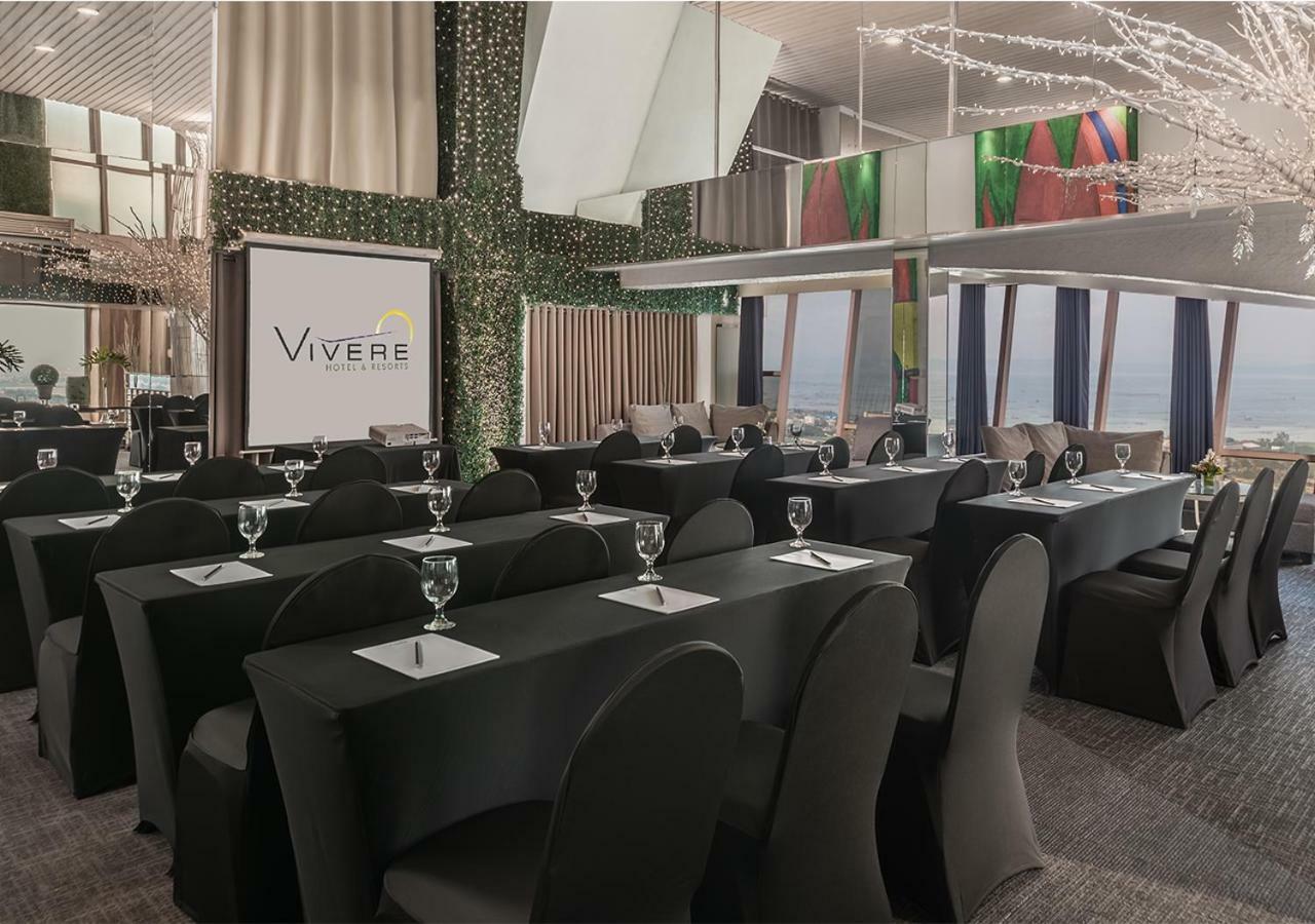 Vivere Hotel And Resorts Muntinlupa City Ngoại thất bức ảnh