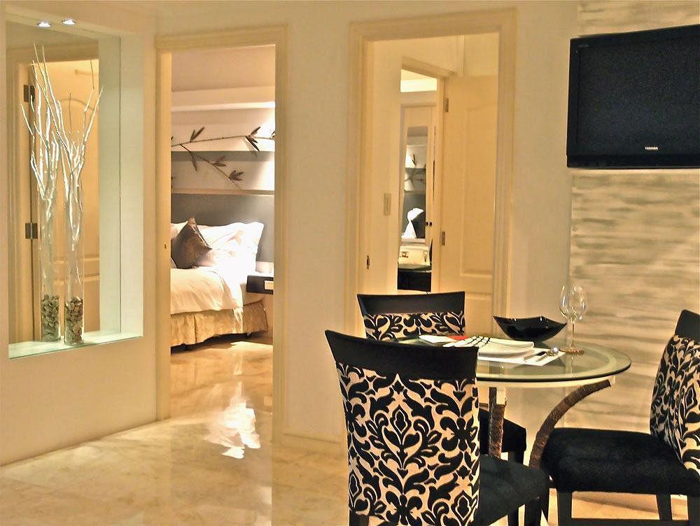 Vivere Hotel And Resorts Muntinlupa City Ngoại thất bức ảnh